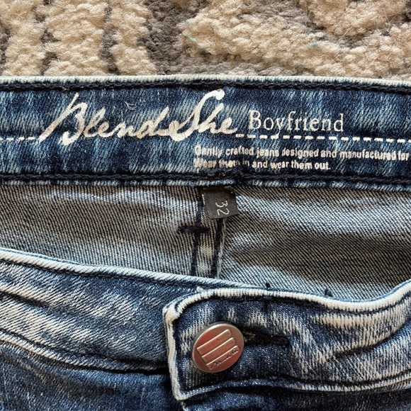 Boyfriend acid wash jeans - Picture 3 of 5